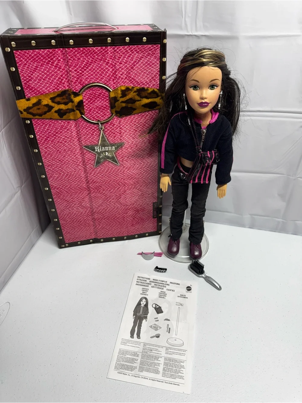 Mattel Teen Trends Kianna Doll with accessories, stand, case